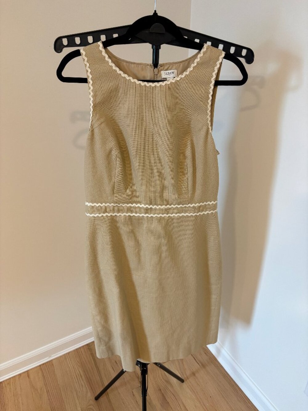 ✨ J.Crew Beige Sleeveless Sheath Dress with White Rickrack Trim - Size 10